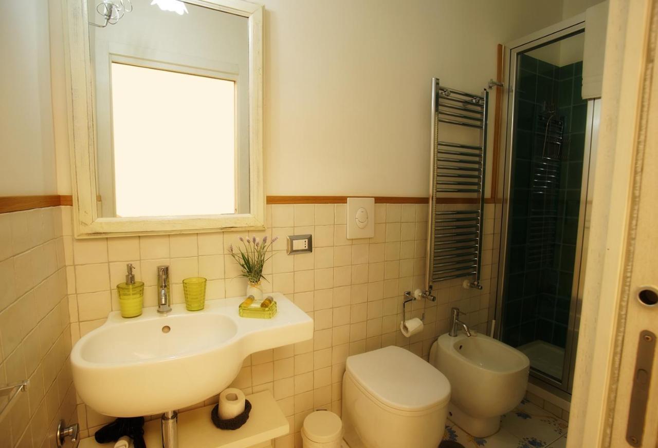 Le Vie Di Napoli B&B Экстерьер фото